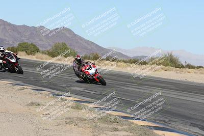 media/Dec-01-2025-Moto Forza (Mon) [[2daa91e15f]]/1-Advanced Group/Session 4 (Turn 10 Inside)/